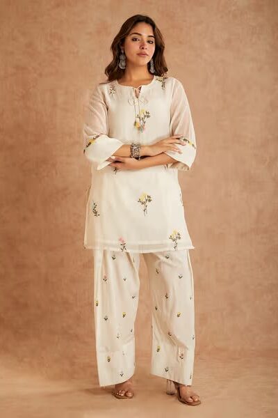MF 513 in White Cotton Silk Digital Print & Embroidery Work Salwar Suit . Festive Deal ₹2149. Delivery 4-6 Working Days. Shop now. | Casual Suits, Jump Suits, Creative suits, Designer Suits, Palazzo Suits, Party Wear Suits, Patiala Suits, Salwar suit, Straight Suits