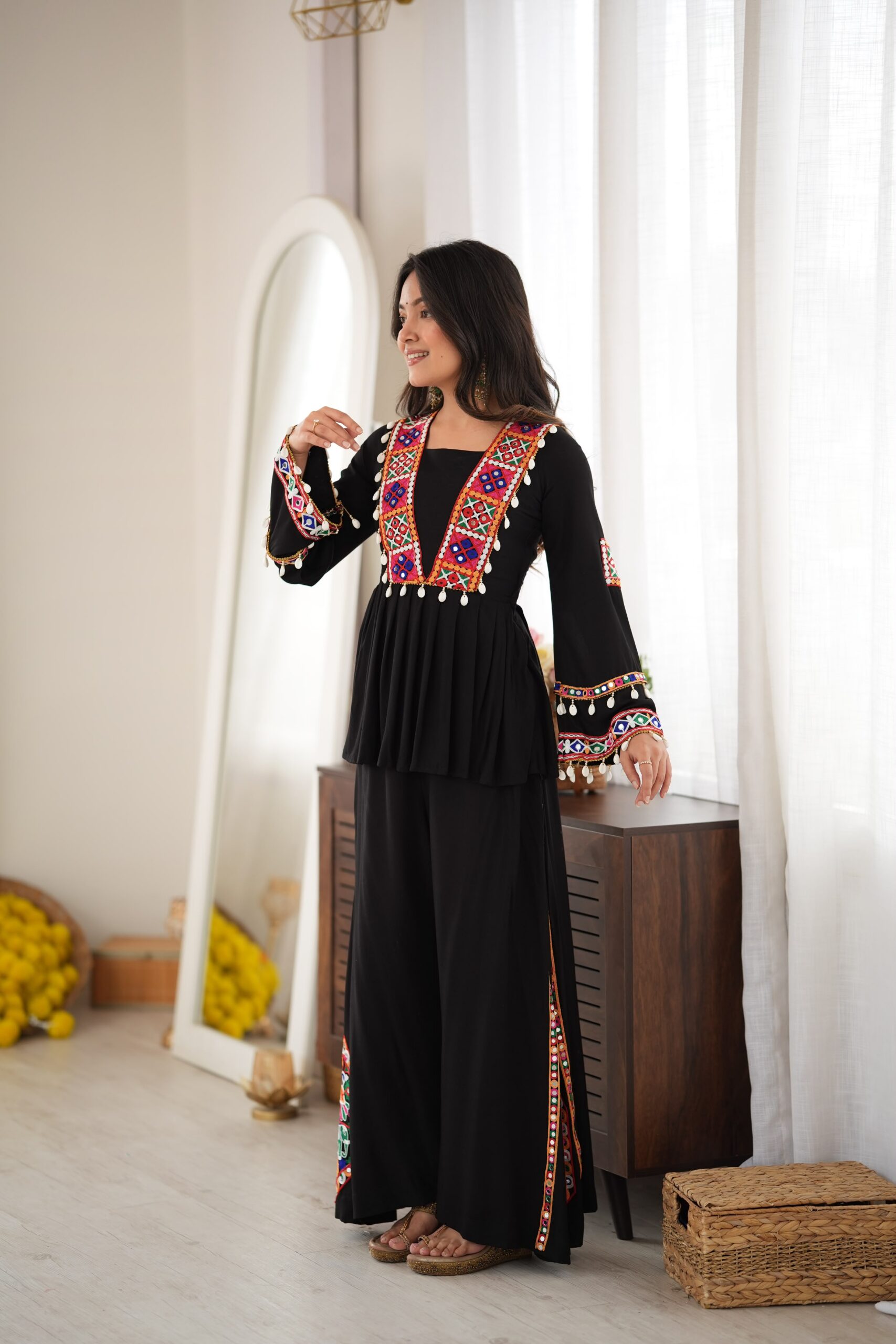 SP 93 Black Rayon Salwar Suit with Embroidery Work & Thread Embroidery. Best Price ₹2149. Delivery 4-6 Working Days. Shop now. | Casual Suits, Jump Suits, Creative suits, Designer Suits, Palazzo Suits, Party Wear Suits, Patiala Suits, Salwar suit, Straight Suits