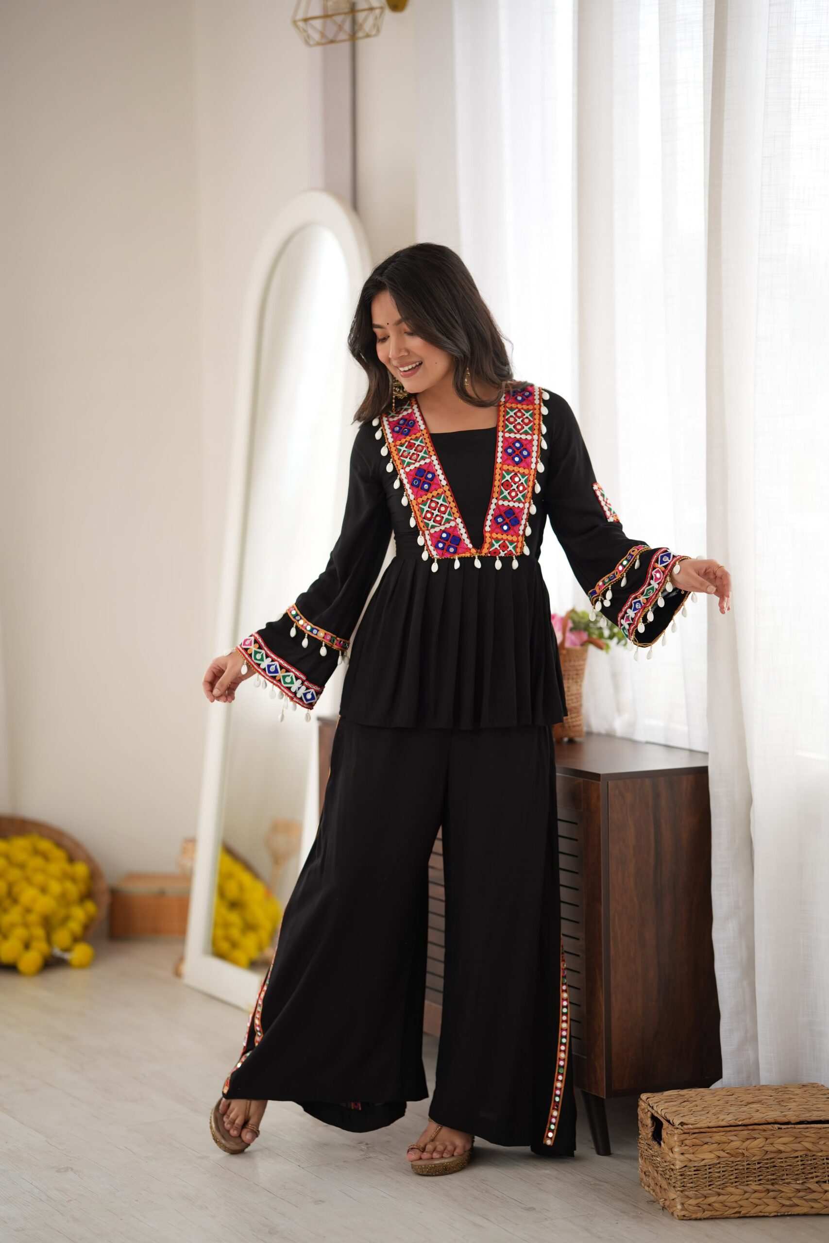 SP 93 Black Rayon Salwar Suit with Embroidery Work & Thread Embroidery. Best Price ₹2149. Delivery 4-6 Working Days. Shop now. | Casual Suits, Jump Suits, Creative suits, Designer Suits, Palazzo Suits, Party Wear Suits, Patiala Suits, Salwar suit, Straight Suits