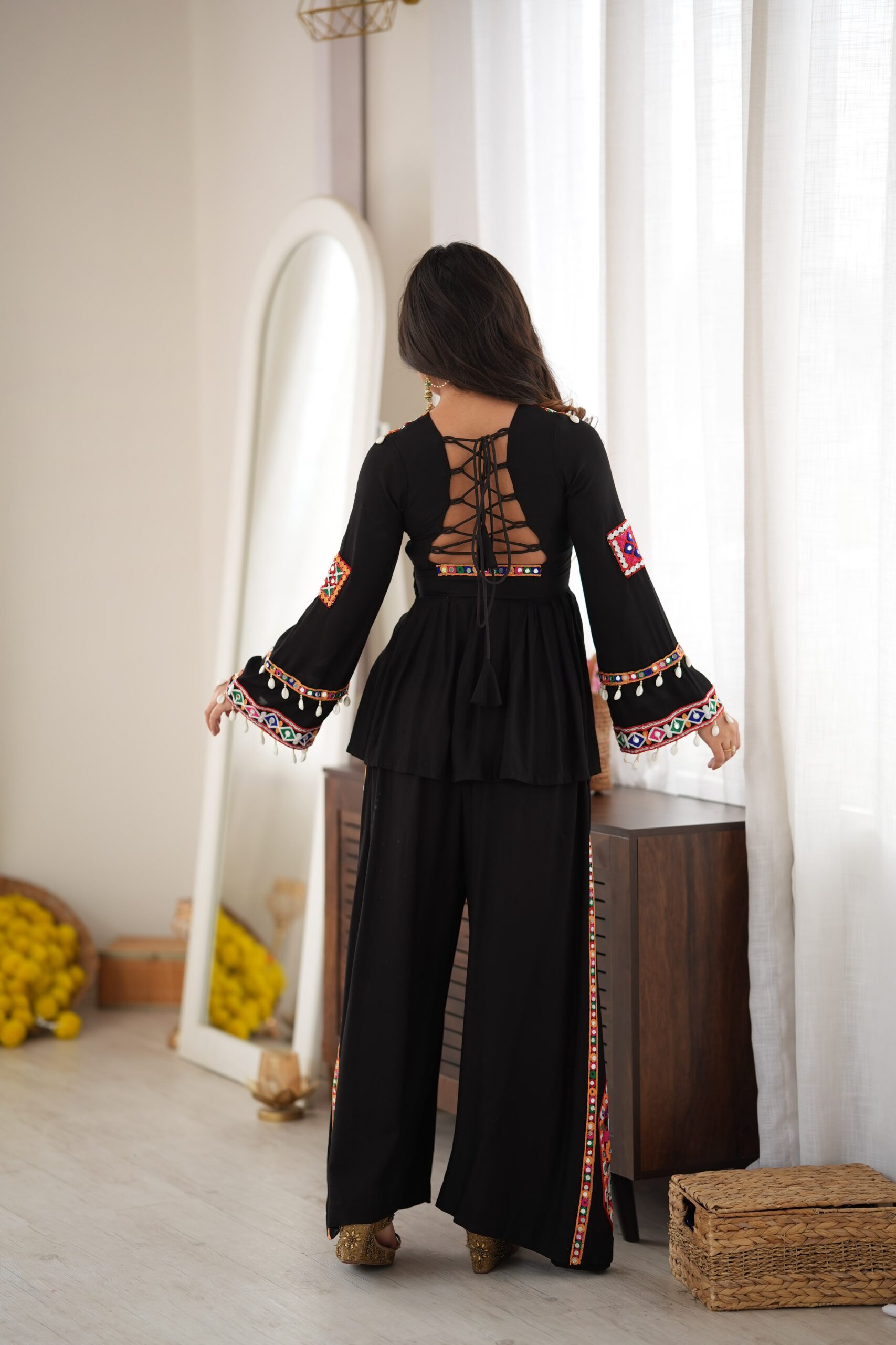SP 93 Black Rayon Salwar Suit with Embroidery Work & Thread Embroidery. Best Price ₹2149. Delivery 4-6 Working Days. Shop now. | Casual Suits, Jump Suits, Creative suits, Designer Suits, Palazzo Suits, Party Wear Suits, Patiala Suits, Salwar suit, Straight Suits
