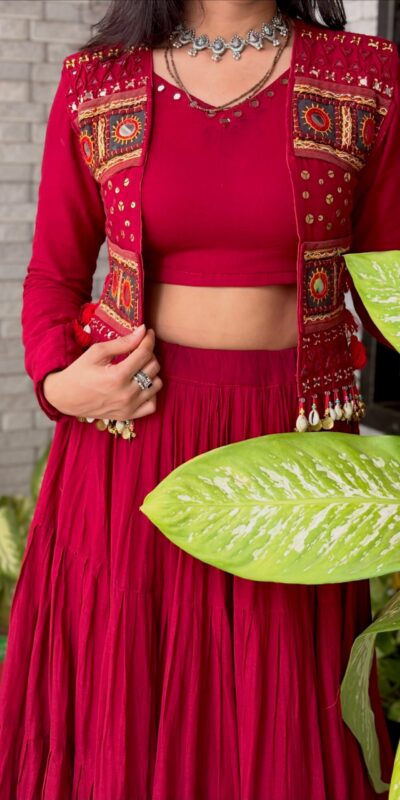 LG 659 Maroon Kora Cotton Lehenga Choli erfect for Wedding, Party, Haldi, Traditional Day, Makar Sankranti – . Special Price ₹2799. Delivery 4-6 Working | Bollywood Lehenga, Creative Lehenga, Designer Lehenga, Embroidered Lehenga, Lehenga, Party Wear Lehenga