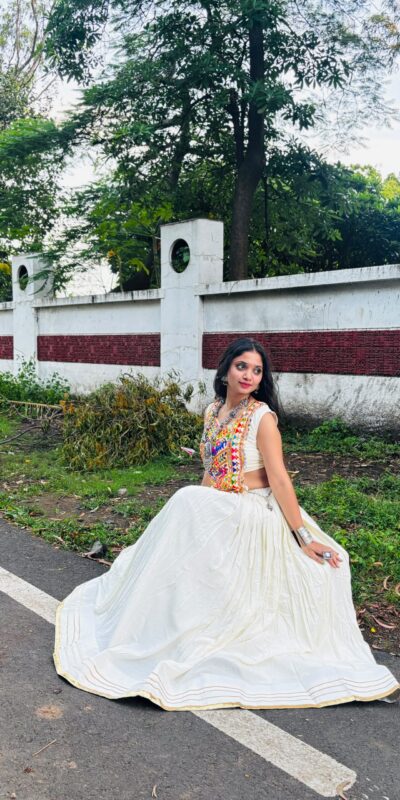 LG 661 White Color Rayon Embroidery Work & Cowrie Work Lehenga Choli . Grab it for ₹2349. Delivery 4-6 Working Days. Shop now. | Bollywood Lehenga, Creative Lehenga, Designer Lehenga, Embroidered Lehenga, Lehenga, Party Wear Lehenga