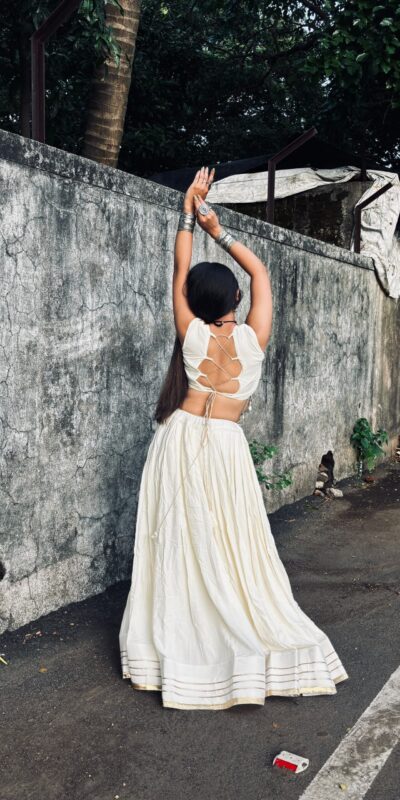 LG 661 White Color Rayon Embroidery Work & Cowrie Work Lehenga Choli . Grab it for ₹2349. Delivery 4-6 Working Days. Shop now. | Bollywood Lehenga, Creative Lehenga, Designer Lehenga, Embroidered Lehenga, Lehenga, Party Wear Lehenga