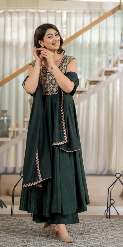 MD 3112 Teal in Color Natural Crepe Embroidery Work Salwar Suit . Affordable Price ₹2349. Delivery 4-6 Working Days. Shop now. | Casual Suits, Jump Suits, Creative suits, Designer Suits, Palazzo Suits, Party Wear Suits, Patiala Suits, Salwar suit, Straight Suits
