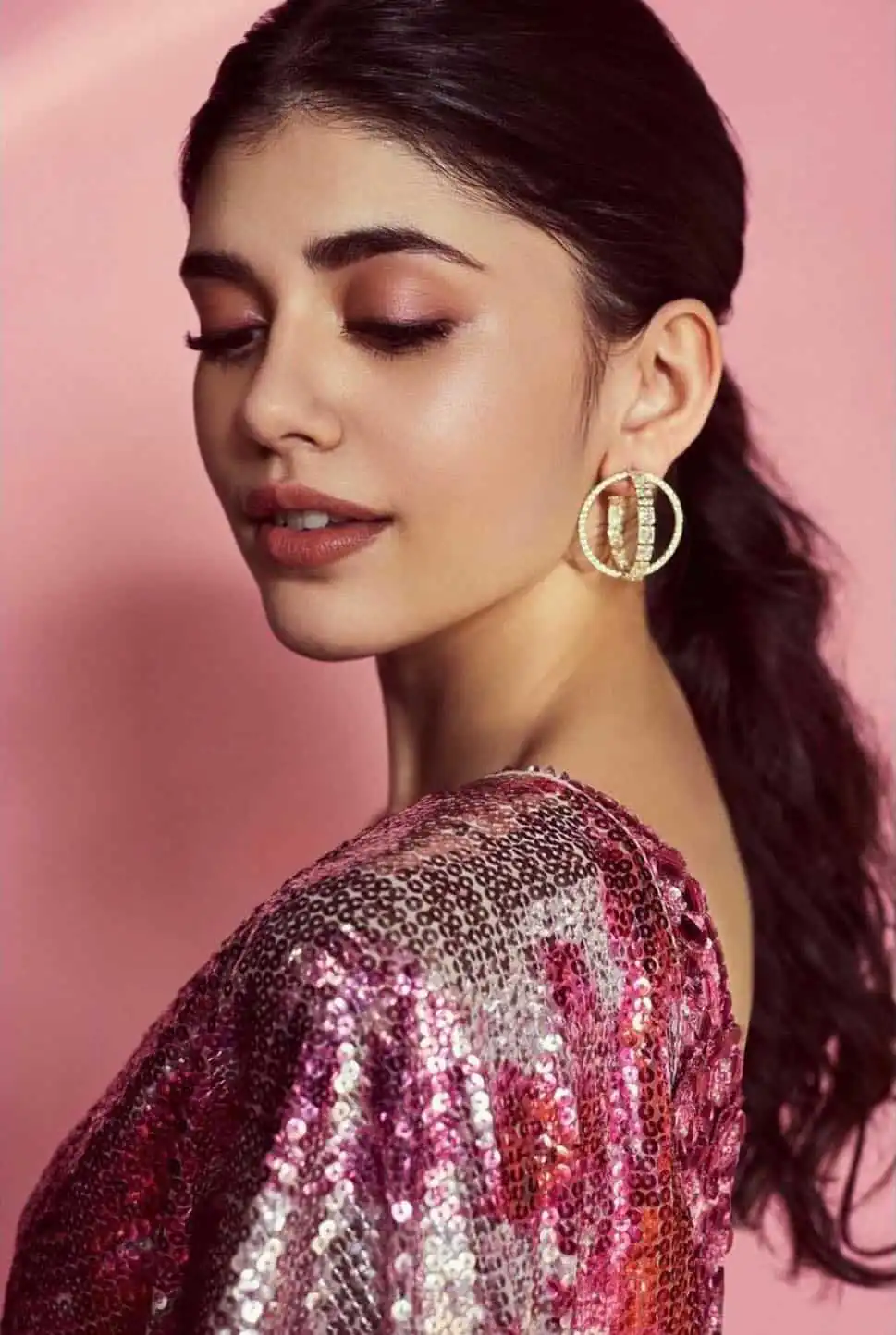 DF3173 Pink Saree : Light Weight Georgette Work : Heavy Digital Print Blouse: Georgette @1499 Sanjana Sanghi Pink Sequence Saree | Bollywood Sarees, Creative Sarees, Designer Sarees, Embroidered Sarees, Party Wear Sarees, Sarees