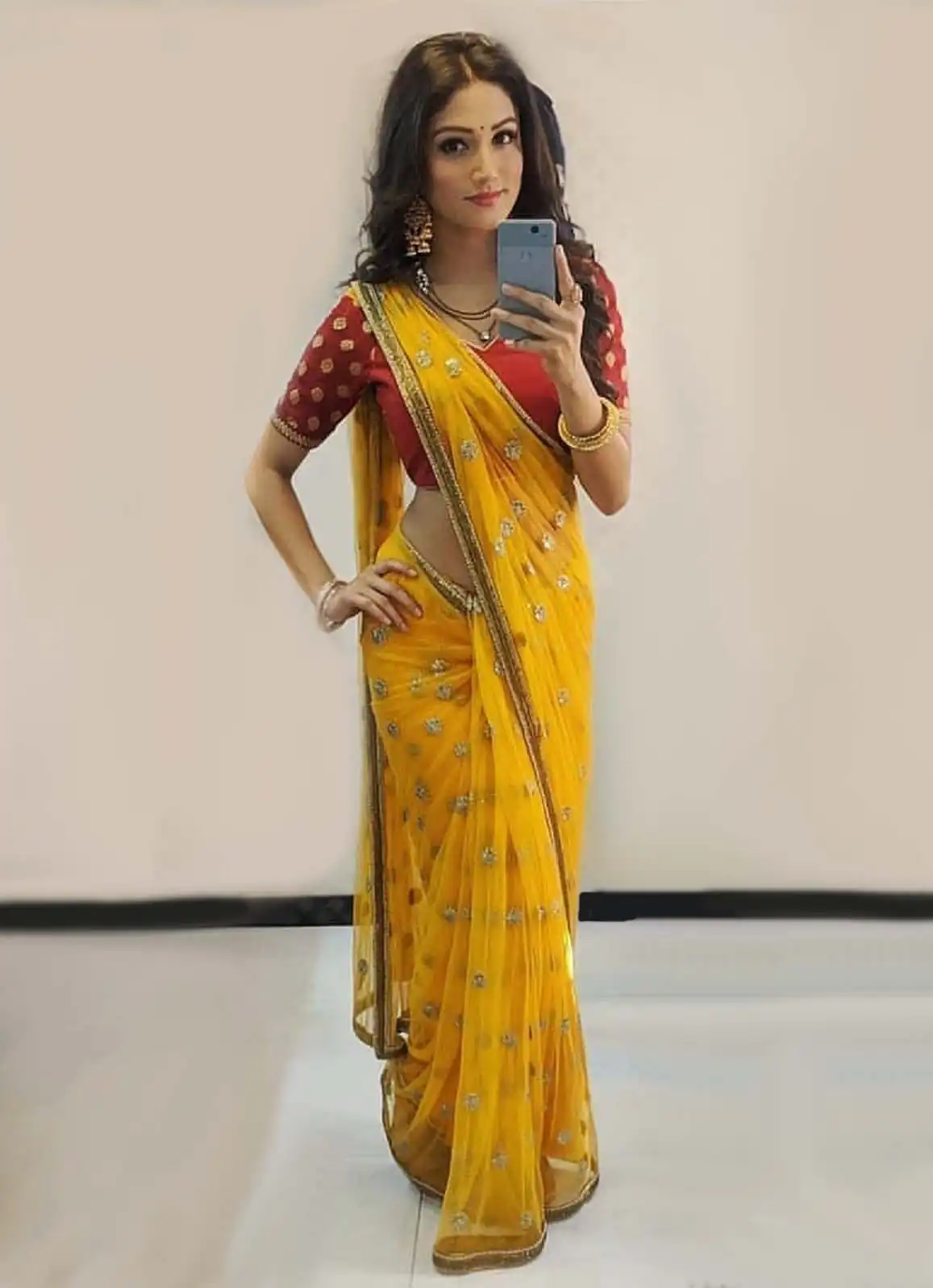 KT 3273 Yellow Saree :Original Organa Silk Blouse :Banglori Silk Work : Thread And Sequence Work With Fancy Lace Broder@1099/- Only | Bollywood Sarees, Creative Sarees, Designer Sarees, Embroidered Sarees, Modern Digital sarees, Party Wear Sarees, Sarees