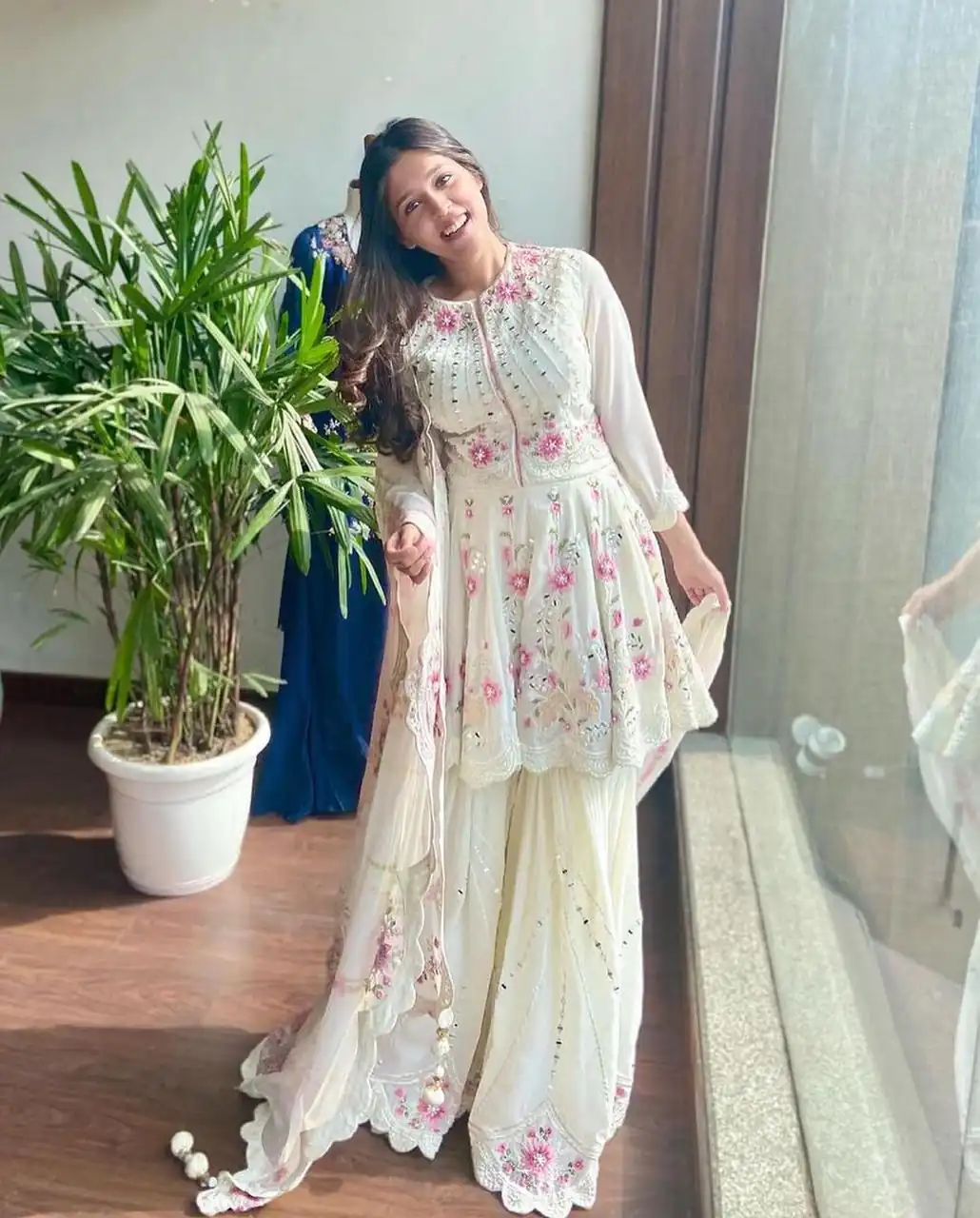 NSR 1238 White Top : Heavy Fox Georgette Sharara : Fox Georgette Work : Heavy Embroidery With Real Mirror Work Wedding, Party @1849 Only | Casual Suits, Creative suits, Designer Suits, Palazzo Suits, Party Wear Suits, Salwar suit, Straight Suits