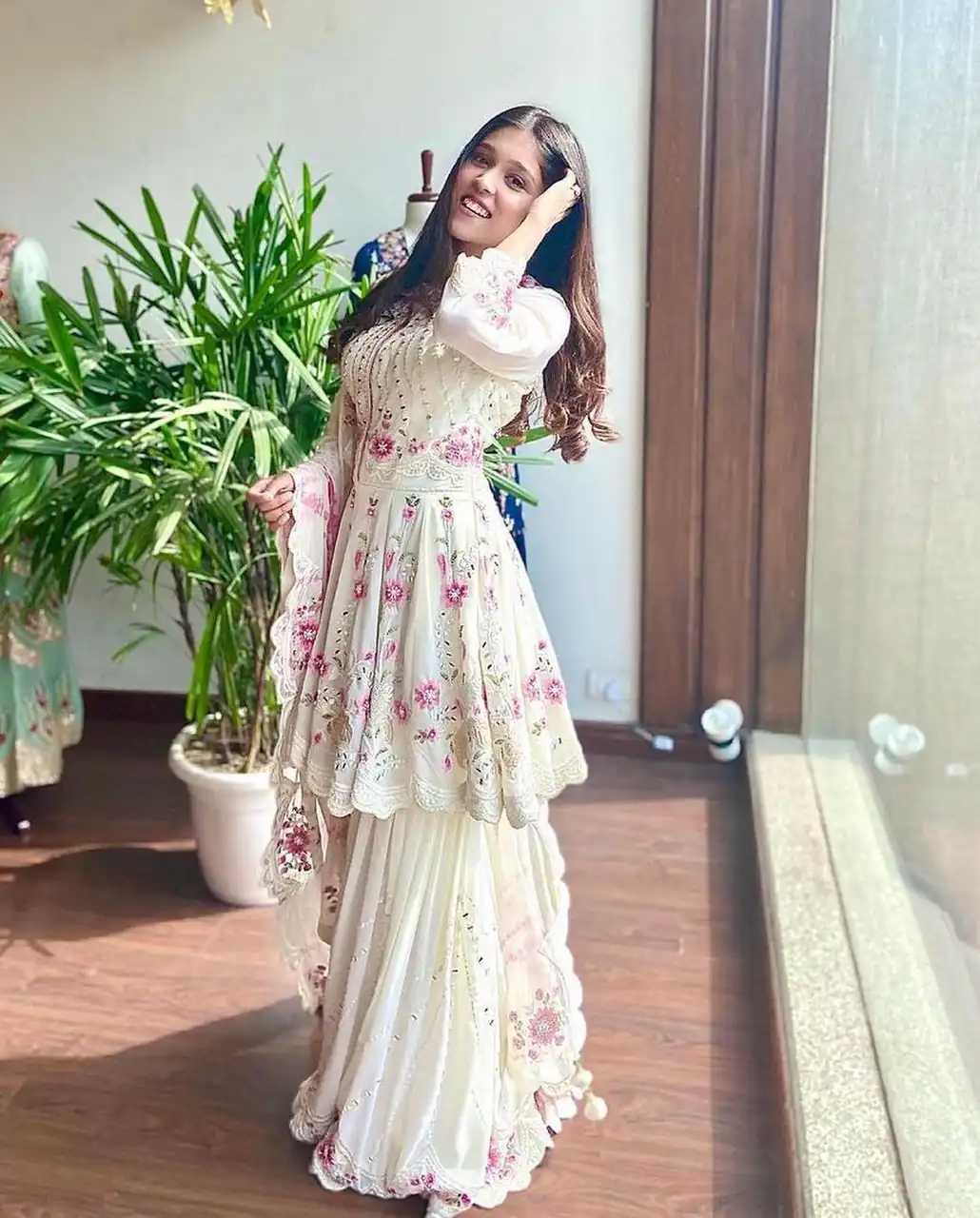 NSR 1238 White Top : Heavy Fox Georgette Sharara : Fox Georgette Work : Heavy Embroidery With Real Mirror Work Wedding, Party @1849 Only | Casual Suits, Creative suits, Designer Suits, Palazzo Suits, Party Wear Suits, Salwar suit, Straight Suits