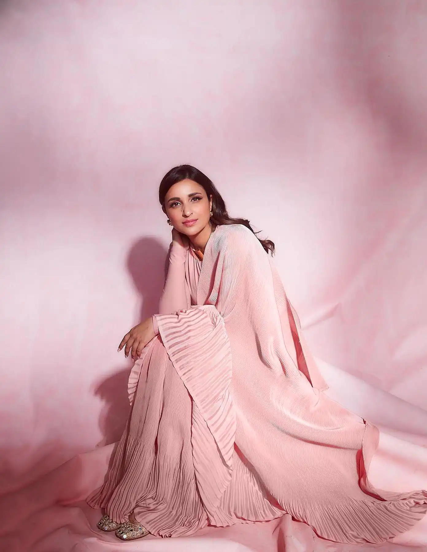 SN 704 Peach Saree : Japan Satin Silk Work : Fancy Pleating Work Casual, Party Wear, Wedding Parineeti Chopra In Peach @1399/- | Bollywood Sarees, Creative Sarees, Designer Sarees, Embroidered Sarees, Ethnic Saree, Modern Digital sarees, Party Wear Sarees, Sarees
