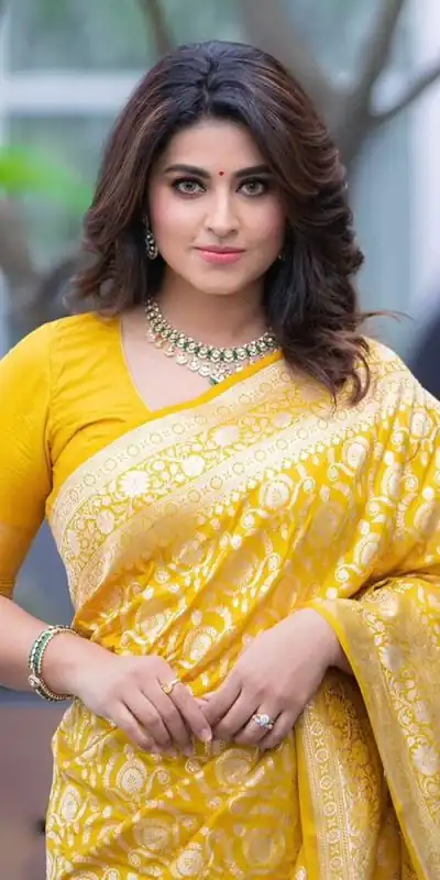 DDF Yellow Zalar Color Banarasi Soft Silk Ordinary Design Saree Casual, Party Wear, Wedding, Events, Etc. Expected Delivery 4-6 Working Days 1399/- | Bollywood Sarees, Creative Sarees, Designer Sarees, Embroidered Sarees, Ethnic Saree, Modern Digital sarees, Party Wear Sarees, Sarees