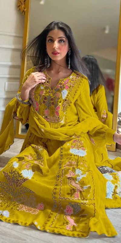 AD118 Yellow Color Georgette Embroidery Work Salwar Suit Casual, Wedding, Festive, Events Etc. Expected Delivery  4-6 Working Days @1950/- | Jump Suits, Casual Suits, Creative suits, Designer Suits, Palazzo Suits, Party Wear Suits, Salwar suit, Straight Suits