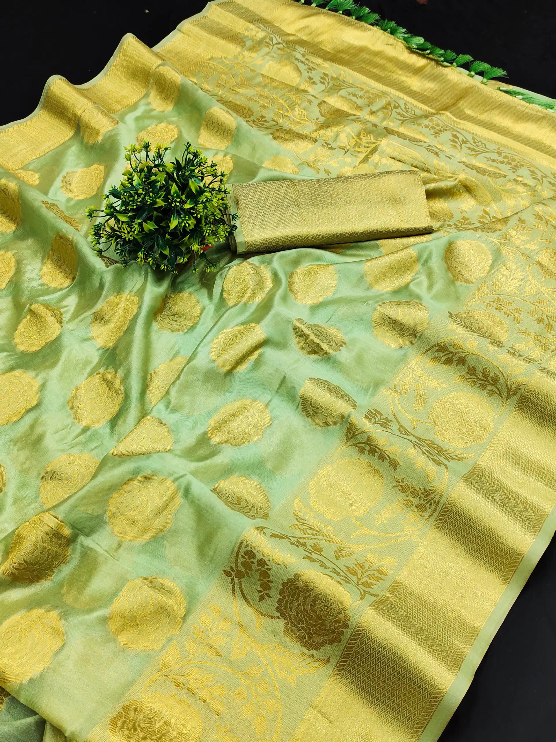 MB™3225 Green Color Pure Organza Gold Zari Weaving Silk Saree Casual, Wedding, Party Wear, Festival, Events Etc. Expected Delivery 4-6 Working Days @1499/- | Bollywood Sarees, Creative Sarees, Designer Sarees, Embroidered Sarees, Ethnic Saree, Modern Digital sarees, Party Wear Sarees, Sarees