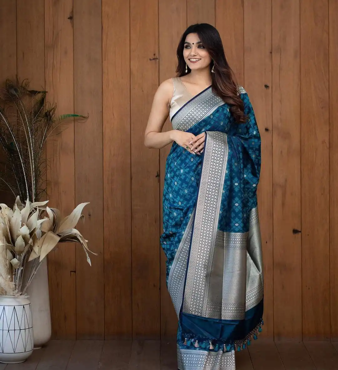 DDF TWINKLE Peacock Blue Color Soft Lichi Silk With Ordinary Design Saree Casual, Party Wear, Wedding, Events Etc. Expected Delivery 4-6 Working Days 1399/- | Bollywood Sarees, Creative Sarees, Designer Sarees, Embroidered Sarees, Ethnic Saree, Modern Digital sarees, Party Wear Sarees, Sarees