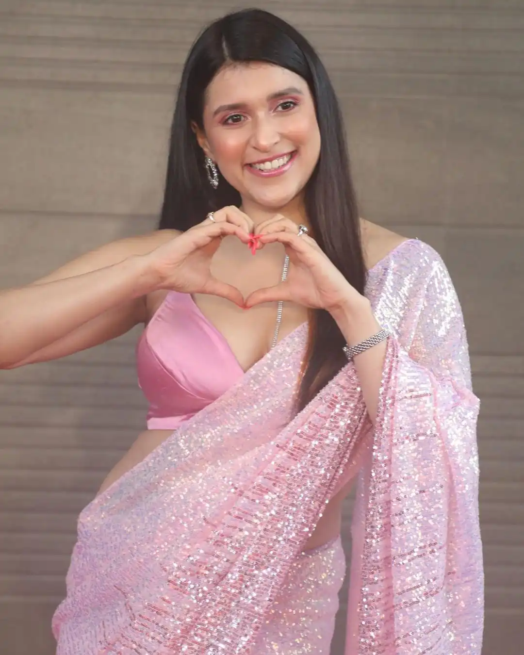 DF 3401 Baby Pink Color Heavy Dual Sequins Embroidered Saree Casual, Party Wear, Wedding, Events Etc. Expected Delivery 4-6 Working Days 1799/- | Bollywood Sarees, Creative Sarees, Designer Sarees, Embroidered Sarees, Ethnic Saree, Modern Digital sarees, Party Wear Sarees, Sarees