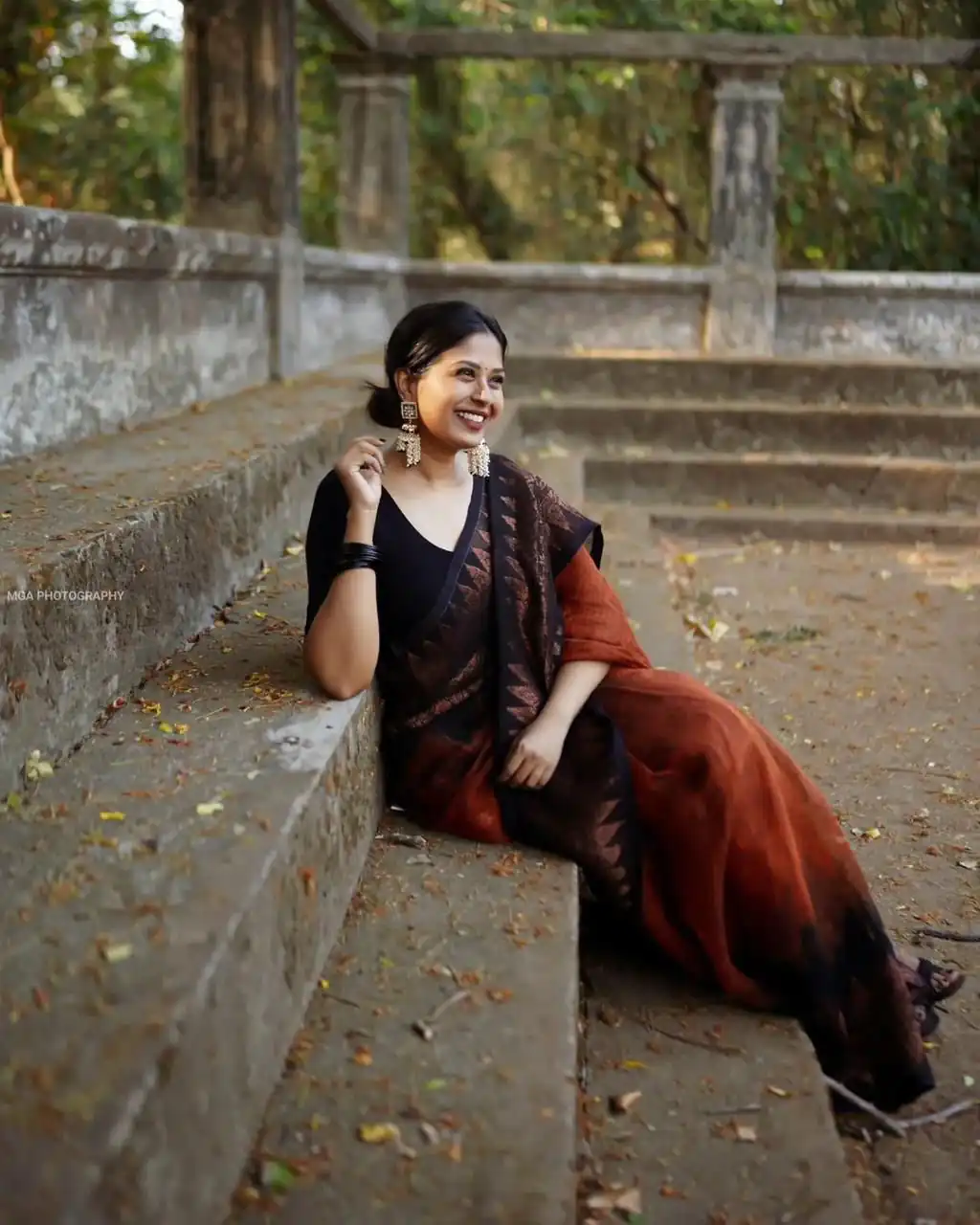 KP 5053 Black & Orange Color Soft Lilan Slab Weaving Work Saree Casual, Party Wear, Wedding, Events Etc. Expected Delivery 4-6 Working Days @1499/- | Bollywood Sarees, Creative Sarees, Designer Sarees, Embroidered Sarees, Ethnic Saree, Modern Digital sarees, Party Wear Sarees, Sarees