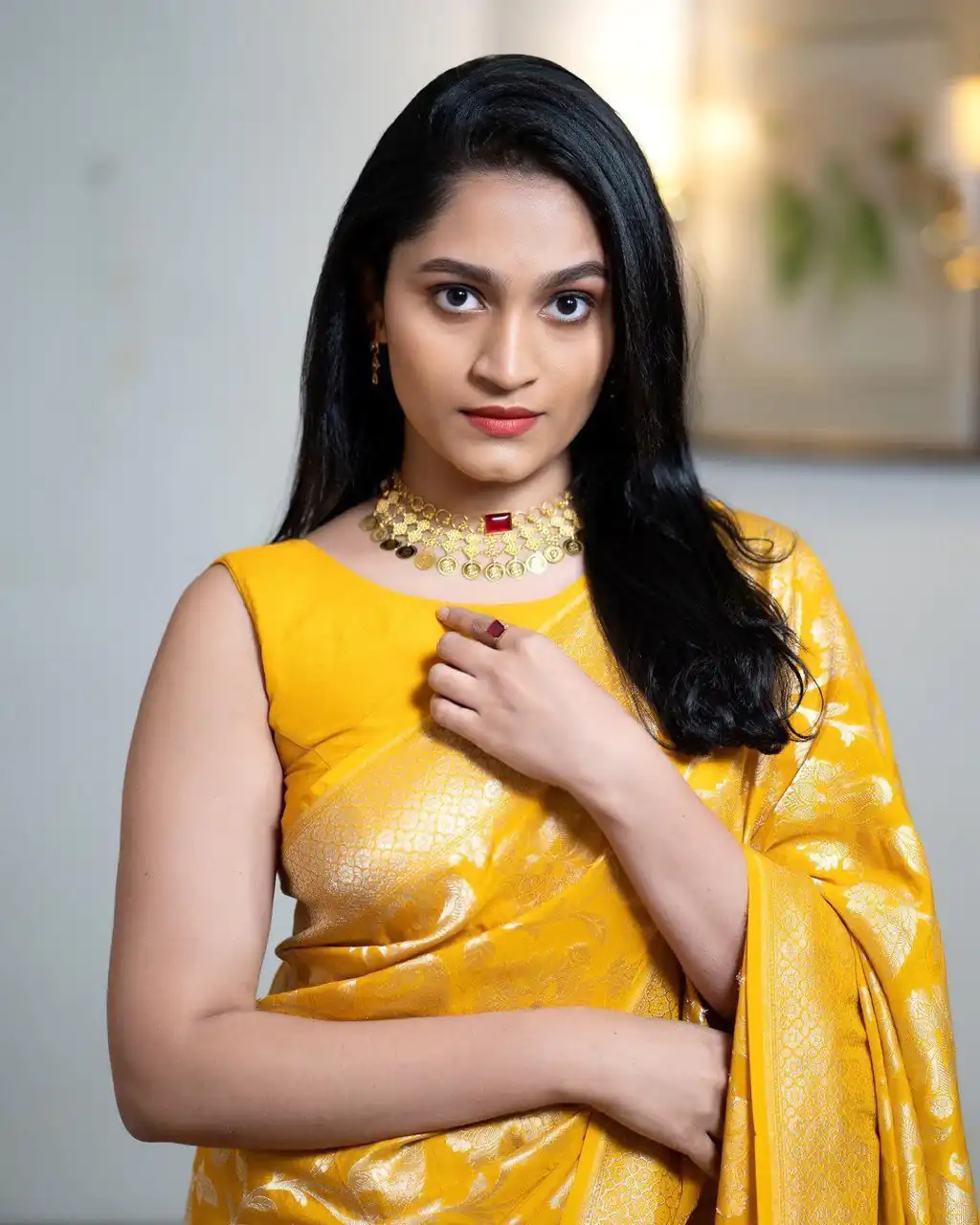 DDF Yellow Flower Soft Lichi Silk With Ordinary Design Saree Casual, Party Wear, Wedding, Events, Etc. Expected Delivery 4-6 Working Days 1399/- | Bollywood Sarees, Creative Sarees, Designer Sarees, Embroidered Sarees, Ethnic Saree, Modern Digital sarees, Party Wear Sarees, Sarees