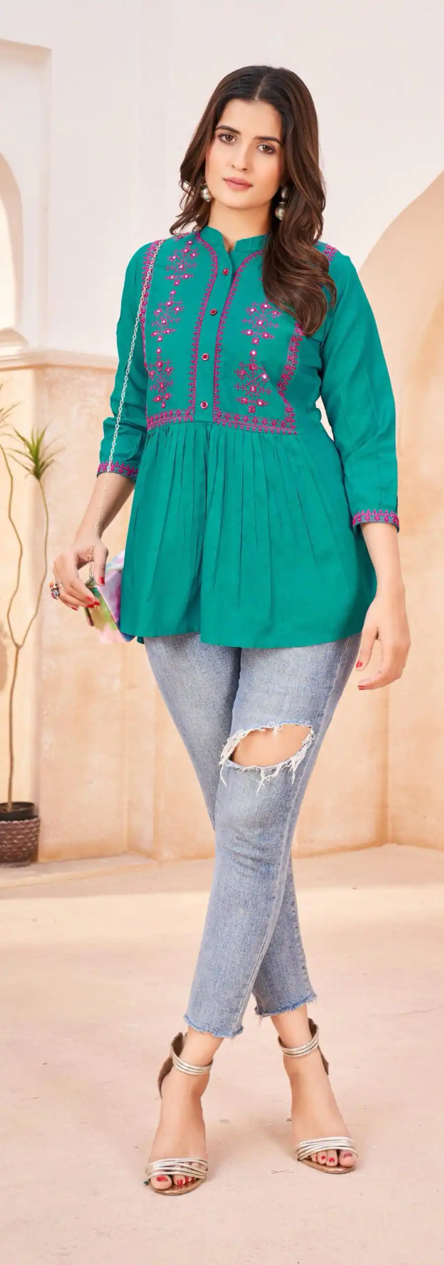 INLI Bubbly Peacock Green Color Heavy Rayon With Embroidery work Kurti Casual, Wedding, Party, Festive, Events Etc. Expected Delivery 4-6 Days @999/- | Bollywood Kurti, Creative Kurtis, Designer Kurti, Kurti, Party Wear Kurti, Selfie Kurti