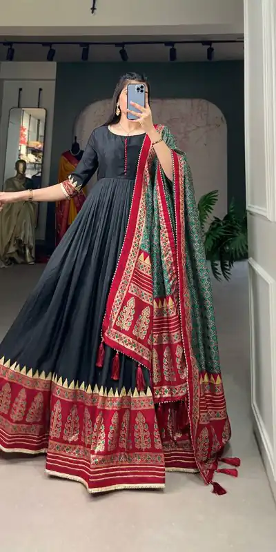 YNF 5007 Black Color Tussar Silk Print With Foil Printed Gown Casual, Wedding, Party, Festive, Events Etc. Expected Delivery 4-6 Working Days @2049/- | Bollywood Gowns, Creative Gowns, Designer Gowns, Embroidered Gowns, Gowns, Party Wear Gowns