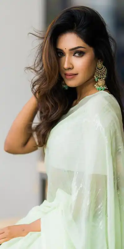 JR 599 Light Green Saree Color Zomato Silk Georgette Embroidery Sequence Saree Wedding, Festive, Events Etc. Expected Delivery 4-6 Working Days @1599/- | Bollywood Sarees, Creative Sarees, Designer Sarees, Embroidered Sarees, Ethnic Saree, Modern Digital sarees, Party Wear Sarees, Sarees