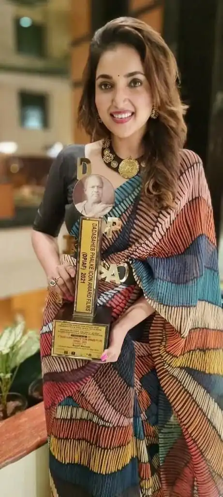 DF 3264 Multi Color Saree : Georgette Work : Heavy Digital Print Work Casual, Party Wear, Wedding Blouse : Plain @1499/- | Bollywood Sarees, Creative Sarees, Designer Sarees, Embroidered Sarees, Party Wear Sarees, Sarees