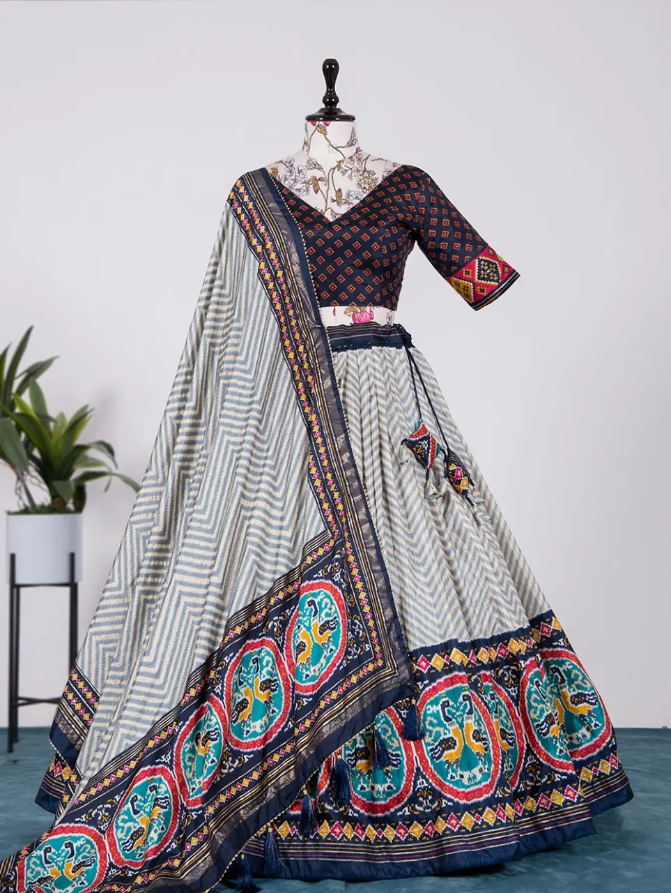 LNB1639 Black Color Lehenga : Dola Silk Blouse : Georgette Work : Foil Work Traditional Wear, Festive, Wedding, Events @2299/- | Bollywood Lehenga, Creative Lehenga, Designer Lehenga, Embroidered Lehenga, Lehenga, Party Wear Lehenga