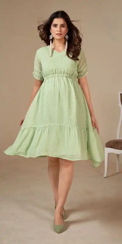 INLI Charming Light Green Color Heavy Georgette Butti Kurti Casual, Wedding, Party, Festive, Events Etc. Expected Delivery 4-6 Working Days @1299/- | Bollywood Kurti, Creative Kurtis, Designer Kurti, Kurti, Party Wear Kurti, Selfie Kurti