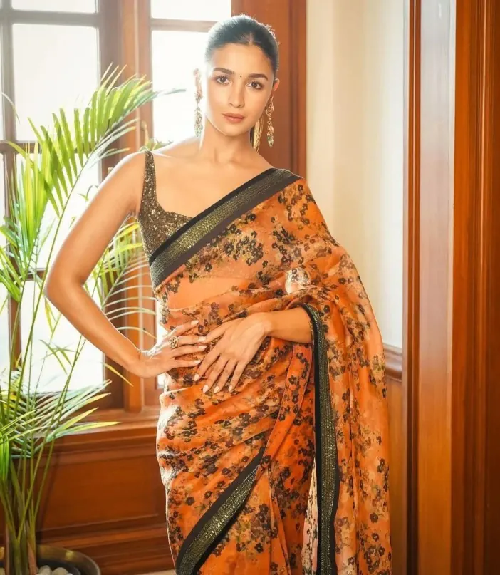 KT 267 Orange Color Organza Silk Digital Flower Printed Saree Casual, Party Wear, Wedding   Expected Delivery 4-6 Working Days@1699/- | Bollywood Sarees, Creative Sarees, Designer Sarees, Embroidered Sarees, Party Wear Sarees, Sarees