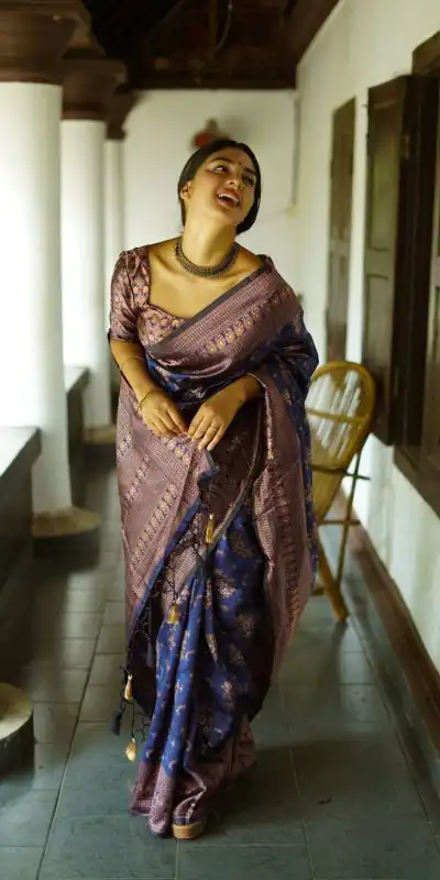 DDF 126 Royal Blue Color Soft Lichi Silk Ordinary Design Rich Pallu Saree Casual, Party Wear, Events, Festivals Etc. Expected Delivery 4-6 Working Days 1549 | Bollywood Sarees, Creative Sarees, Designer Sarees, Embroidered Sarees, Ethnic Saree, Modern Digital sarees, Party Wear Sarees, Sarees