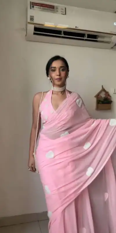 DDH 03 Baby Pink Color Georgette With Hart Gmathi Work Saree Events Casual, Wedding, Festive, Events Etc. Expected Delivery  4-6 Working Days @1499/- | Bollywood Sarees, Creative Sarees, Designer Sarees, Embroidered Sarees, Ethnic Saree, Modern Digital sarees, Party Wear Sarees, Sarees