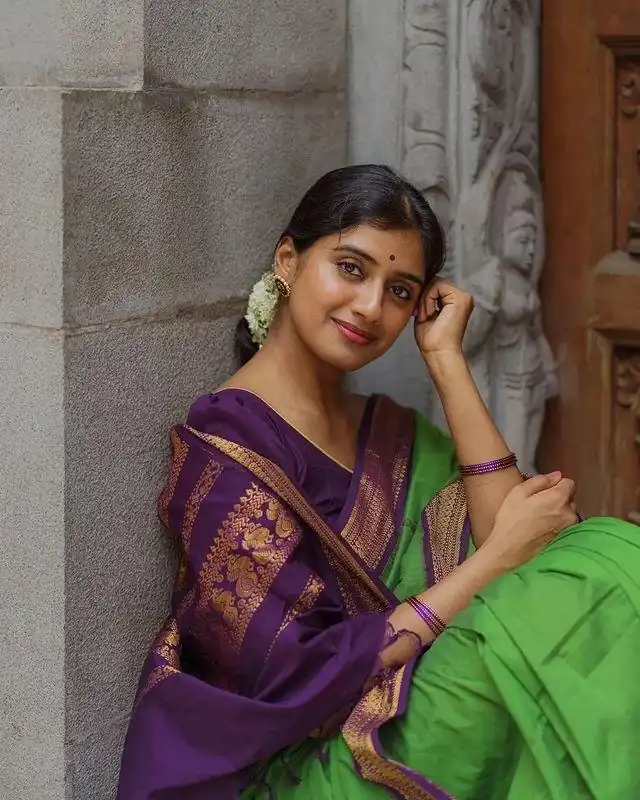 KP - 5044 Parrot Green Color Soft Lichi Silk Jacquard On All Over Saree Casual, Party Wear, Wedding, Events Etc. Expected Delivery 4-6 Working Days @1449/- | Embroidered Sarees, Bollywood Sarees, Creative Sarees, Designer Sarees, Ethnic Saree, Modern Digital sarees, Party Wear Sarees, Sarees