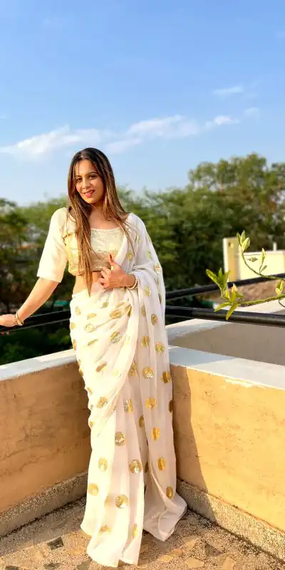 JR 589 White Color Georgette Embroidery Sequence work with folo piping Saree Casual, Wedding, Festive, Events . Expected Delivery 4-6 Working Days @1599/- | Bollywood Sarees, Creative Sarees, Designer Sarees, Embroidered Sarees, Ethnic Saree, Modern Digital sarees, Party Wear Sarees, Sarees