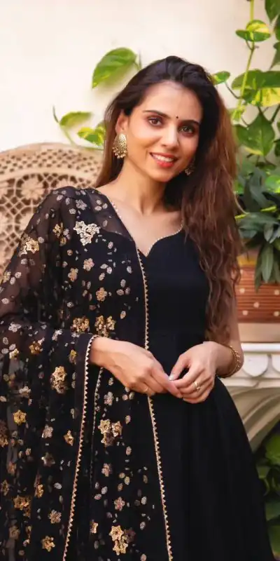 SRK 5128 Black Color Heavy Faux Georgette With Fully Flair Salwar Suit Wedding, Party, Festive, Events Expected Delivery 4-6 Working Days @ 1899/- | Casual Suits, Jump Suits, Creative suits, Designer Suits, Palazzo Suits, Party Wear Suits, Patiala Suits, Salwar suit, Straight Suits