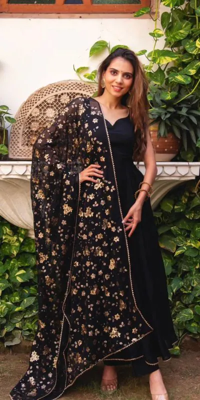 SRK 5128 Black Color Heavy Faux Georgette With Fully Flair Salwar Suit Wedding, Party, Festive, Events Expected Delivery 4-6 Working Days @ 1899/- | Casual Suits, Jump Suits, Creative suits, Designer Suits, Palazzo Suits, Party Wear Suits, Patiala Suits, Salwar suit, Straight Suits
