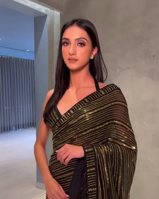 KT 296 Black  Color Georgette Heavy Sequence And Thread Work Saree Casual, Party Wear, Wedding Expected Delivery 4-6 Working Days@1899/ | Bollywood Sarees, Creative Sarees, Designer Sarees, Embroidered Sarees, Party Wear Sarees, Sarees