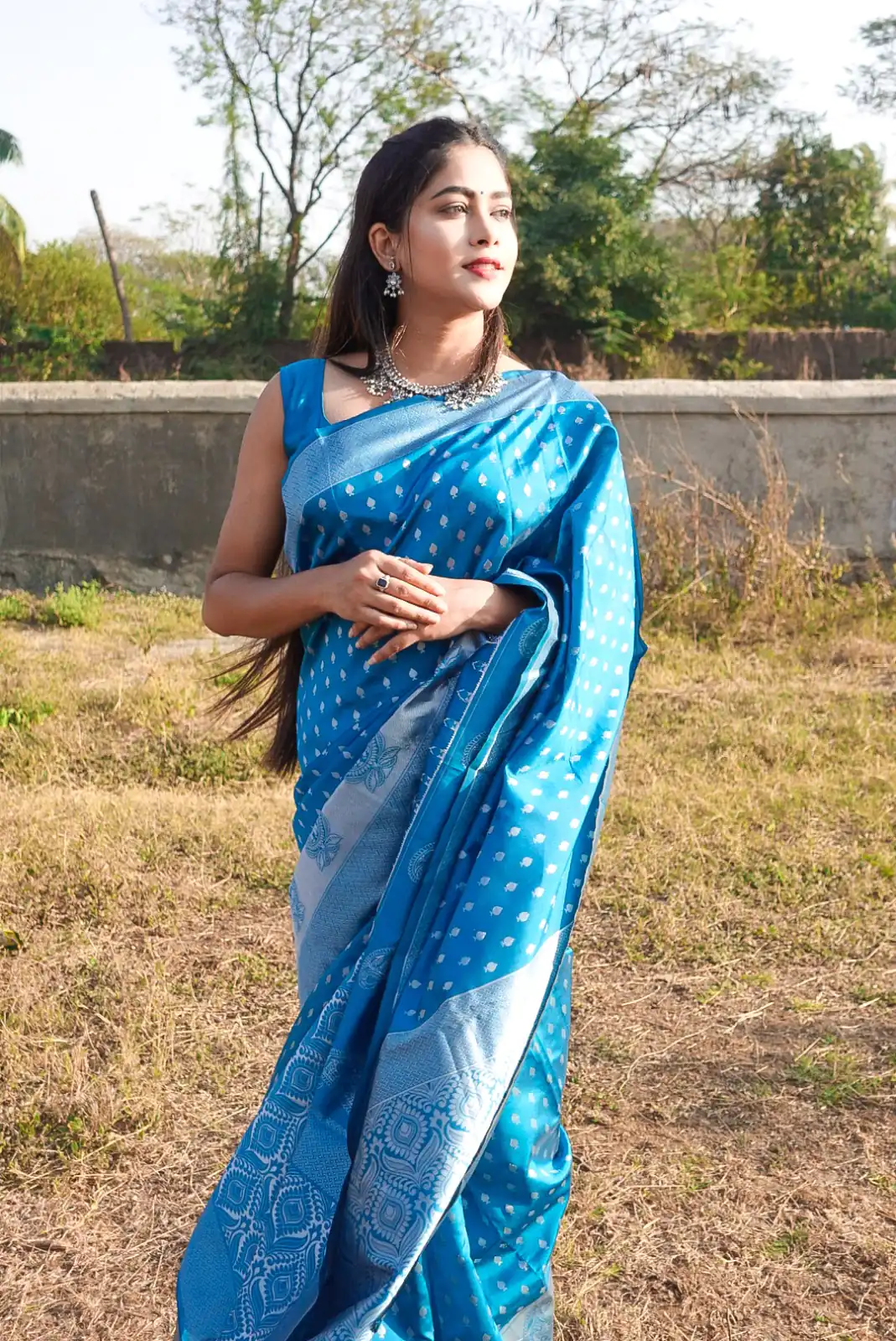 DDF 1009 Blue  Color Soft Lichi Silk Ordinary Design Rich Pallu Saree Casual, Party Wear, Events, Festivals Etc. Expected Delivery 4-6 Working Days 1349/- | Bollywood Sarees, Creative Sarees, Designer Sarees, Embroidered Sarees, Ethnic Saree, Modern Digital sarees, Party Wear Sarees, Sarees