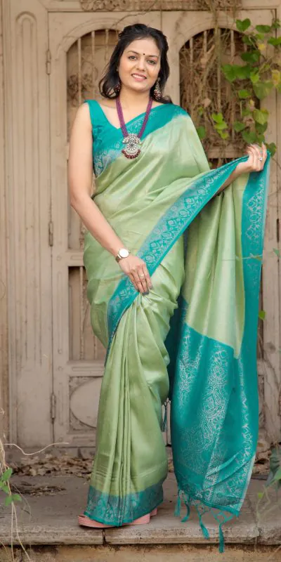 GK kanjivaram Green Color Soft Kanjivaram Silk Beautiful Rich Pallu Jacquard Saree Events Casual Wedding Festive. Expected Delivery 4-6 Working Days @1999/- | Bollywood Sarees, Creative Sarees, Designer Sarees, Embroidered Sarees, Ethnic Saree, Modern Digital sarees, Party Wear Sarees, Sarees