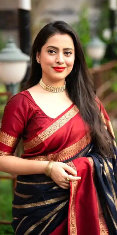 KP 5051 Maroon Color Soft Lichi Silk Jacquard Work Saree Rich Pallu Casual, Party Wear, Wedding, Events Etc. Expected Delivery 4-6 Working Days @1449/- | Bollywood Sarees, Creative Sarees, Designer Sarees, Embroidered Sarees, Ethnic Saree, Modern Digital sarees, Party Wear Sarees, Sarees