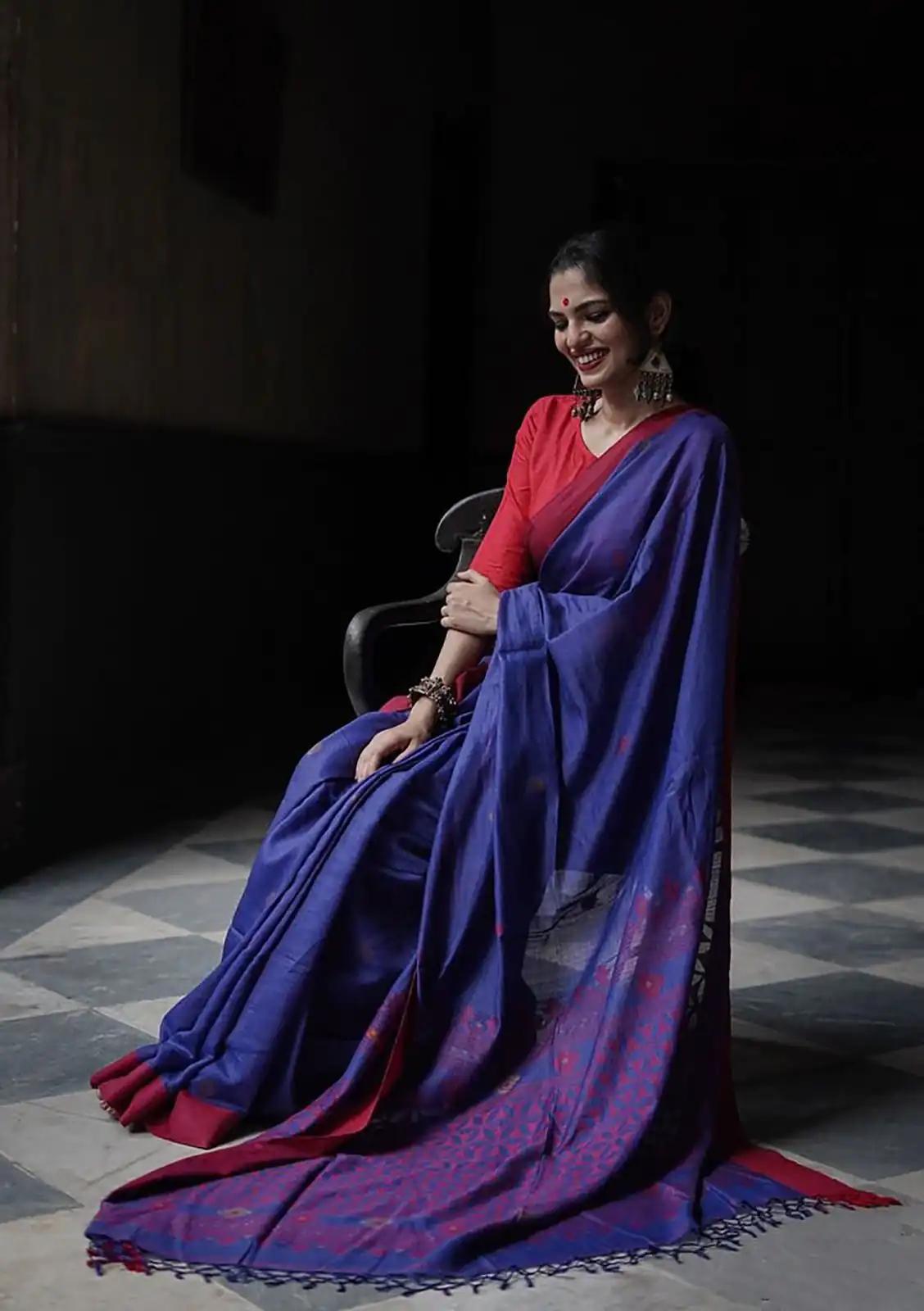  KP 5065 Royal Blue Color Soft Lilan Slab And Beautiful Rich Pallu Saree Casual, Party Wear, Wedding, Events Etc.   Expected Delivery 4-6 Working Days @ 1499/- | Bollywood Sarees, Creative Sarees, Designer Sarees, Embroidered Sarees, Ethnic Saree, Modern Digital sarees, Party Wear Sarees, Sarees