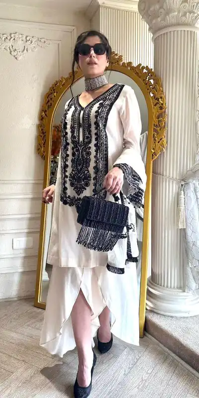 KD 1437 White Color Faux Georgette Thread Work Salwar Suit Casual, Party, Festive, Events Wedding Etc.  Expected Delivery 4-6 Working Days @1899/- Only | Casual Suits, Creative suits, Designer Suits, Palazzo Suits, Party Wear Suits, Salwar suit, Straight Suits