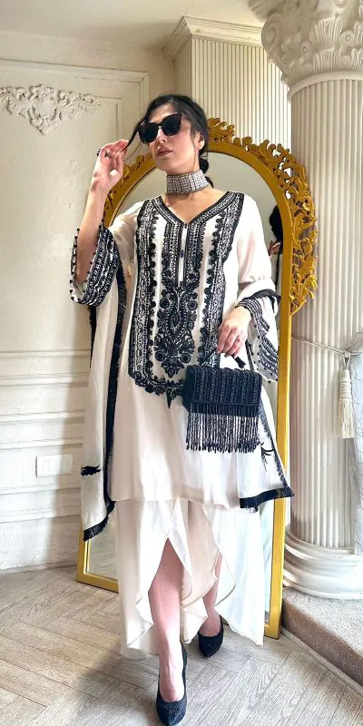 KD 1437 White Color Faux Georgette Thread Work Salwar Suit Casual, Party, Festive, Events Wedding Etc.  Expected Delivery 4-6 Working Days @1899/- Only | Casual Suits, Creative suits, Designer Suits, Palazzo Suits, Party Wear Suits, Salwar suit, Straight Suits