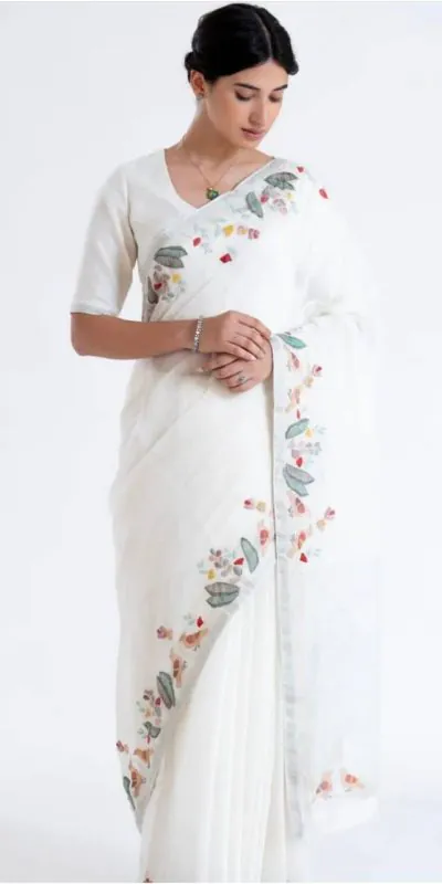 RS CREAMY White Color Creamy Linen Digital Flower Printed Saree Casual, Party, Wedding, Festive, Events Etc. Expected Delivery 4-6 Working Days @1499/- Only | Bollywood Sarees, Creative Sarees, Designer Sarees, Embroidered Sarees, Ethnic Saree, Modern Digital sarees, Party Wear Sarees, Sarees