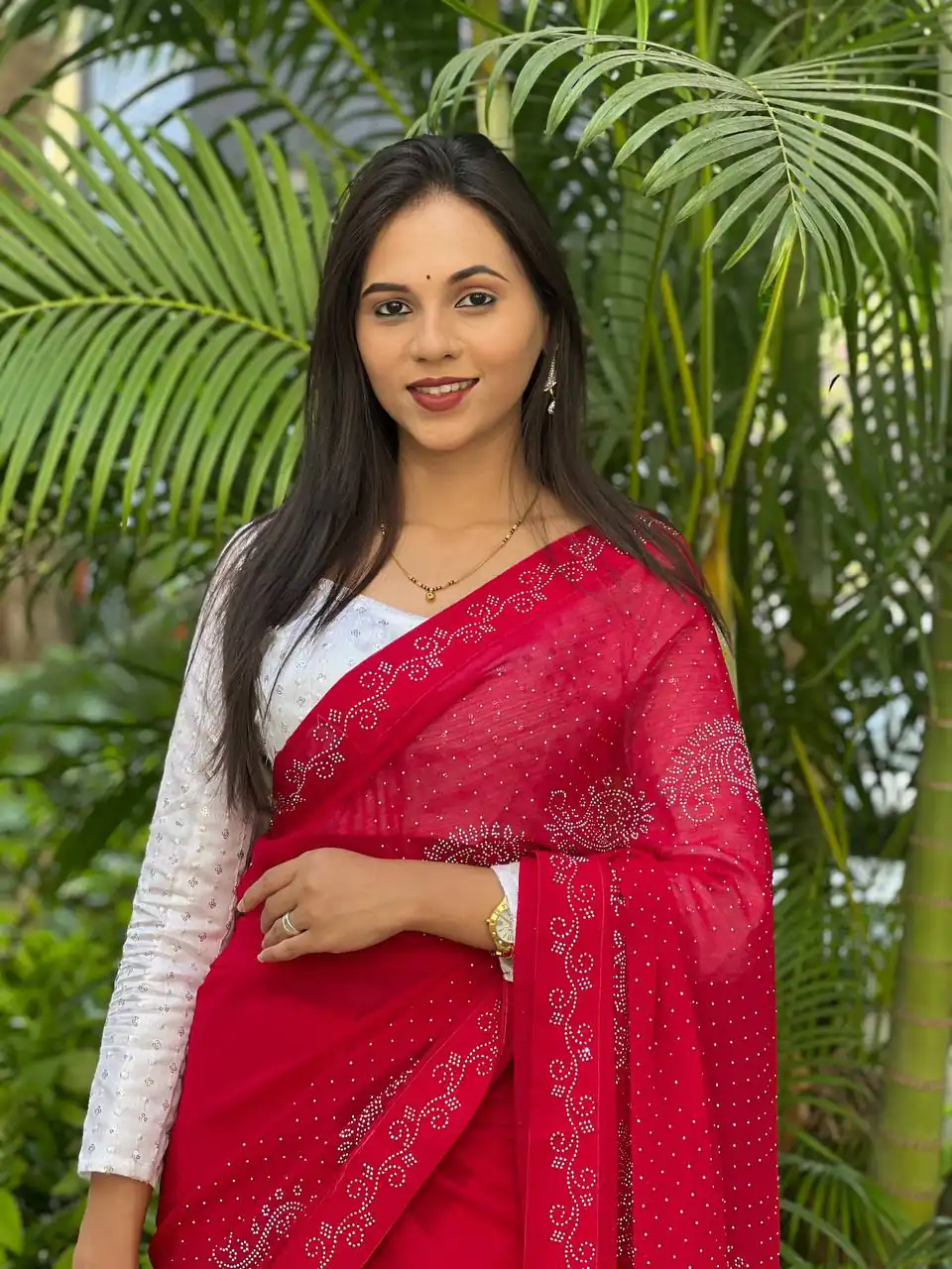 DDH 01 Red Color Shining Diamond Work All Over Saree Events Casual, Wedding, Festive, Events Etc. Expected Delivery  4-6 Working Days @1750/- | Bollywood Sarees, Creative Sarees, Designer Sarees, Embroidered Sarees, Ethnic Saree, Modern Digital sarees, Party Wear Sarees, Sarees