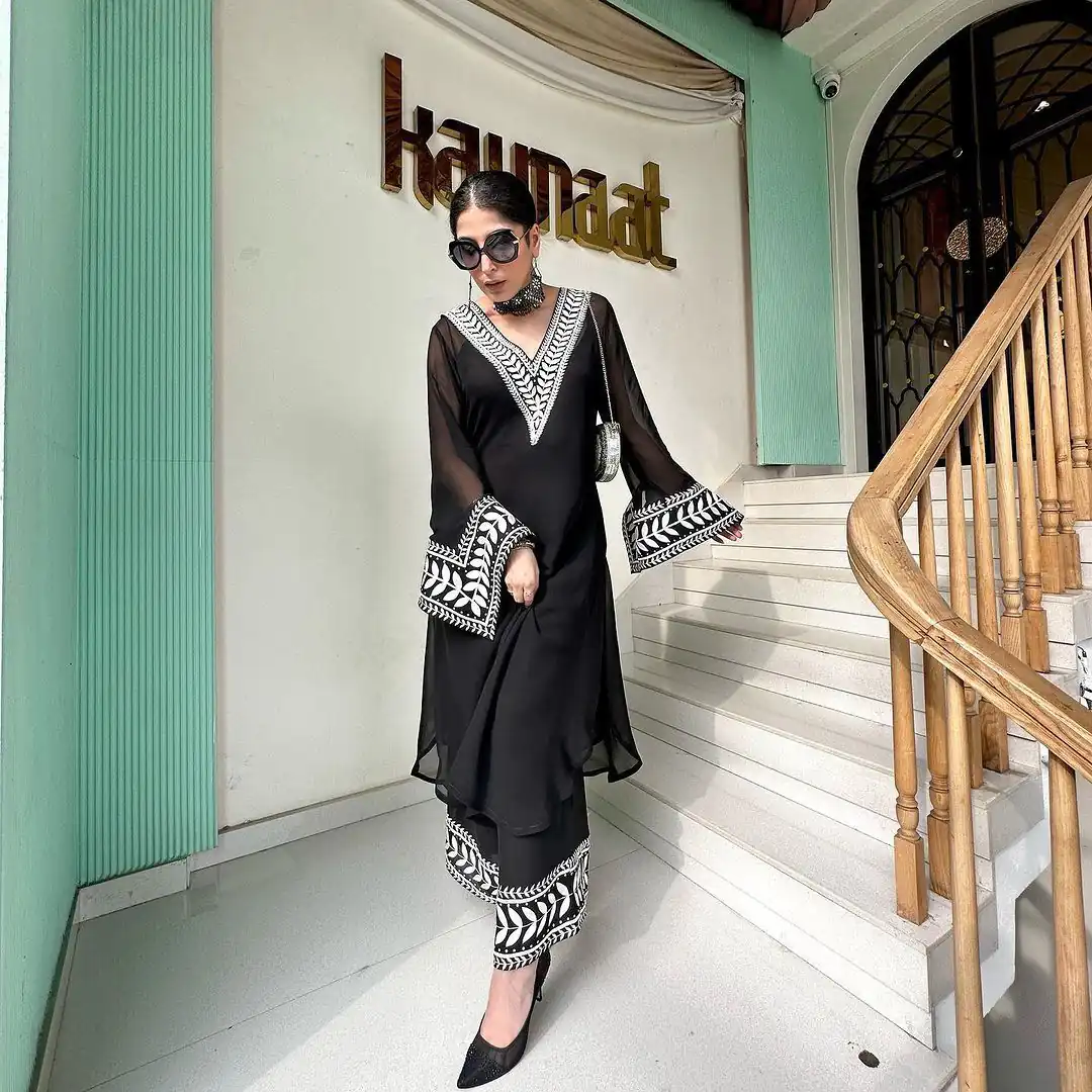 RTC 5678 Black Color Foix Georgette thread Sequence Work Kurti Casual, Wedding, Party, Festive, Events Etc. Expected Delivery 4-6 Working Days @1849/- | Bollywood Kurti, Creative Kurtis, Designer Kurti, Kurti, Party Wear Kurti, Selfie Kurti