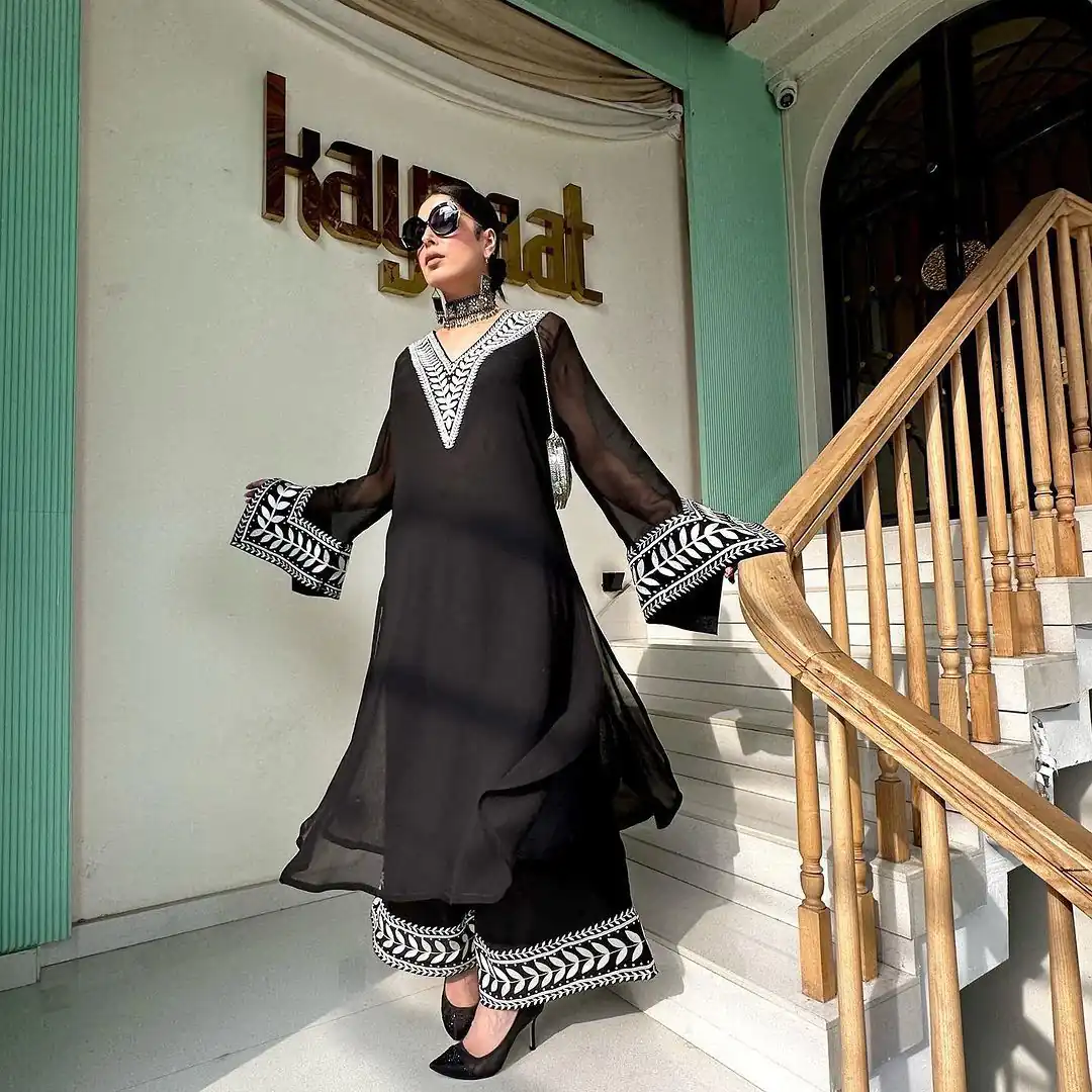 RTC 5678 Black Color Foix Georgette thread Sequence Work Kurti Casual, Wedding, Party, Festive, Events Etc. Expected Delivery 4-6 Working Days @1849/- | Bollywood Kurti, Creative Kurtis, Designer Kurti, Kurti, Party Wear Kurti, Selfie Kurti