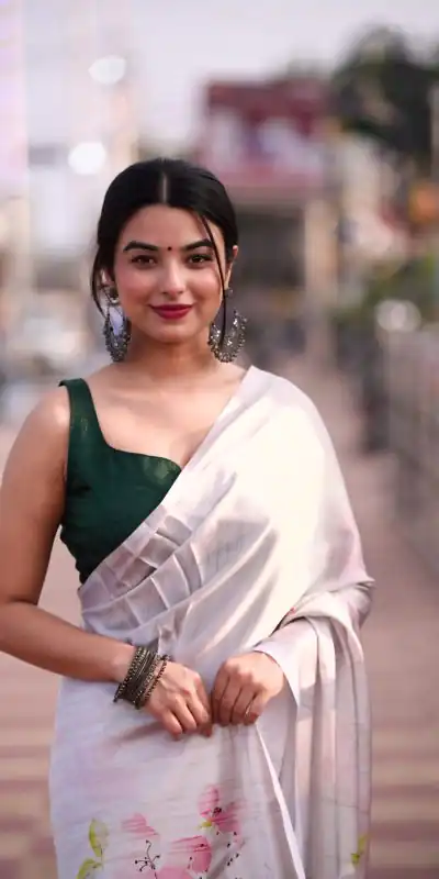 RM101 White Color Heavy Devsena Soft Silk Digital Printed Saree Casual, Party Wear, Wedding, Events Etc Delivery Expected.4-6 Working Days 1499/- | Bollywood Sarees, Creative Sarees, Designer Sarees, Embroidered Sarees, Ethnic Saree, Modern Digital sarees, Party Wear Sarees, Sarees