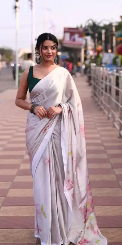 RM101 White Color Heavy Devsena Soft Silk Digital Printed Saree Casual, Party Wear, Wedding, Events Etc Delivery Expected.4-6 Working Days 1499/- | Bollywood Sarees, Creative Sarees, Designer Sarees, Embroidered Sarees, Ethnic Saree, Modern Digital sarees, Party Wear Sarees, Sarees