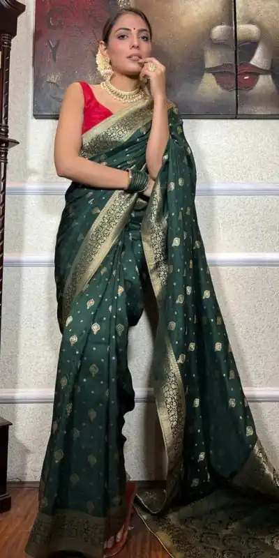 DDF 128 Green Color Banarasi Soft Silk Extra Ordinary Design Saree Casual, Party Wear, Events, Festivals Etc. Expected Delivery 4-6 Working Days 1399/- | Bollywood Sarees, Creative Sarees, Designer Sarees, Embroidered Sarees, Ethnic Saree, Modern Digital sarees, Party Wear Sarees, Sarees
