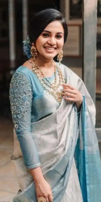 ES 8161 Silver Color Soft Lichi Silk Butti Work Saree Casual, Wedding, Party, Festive, Events Etc. Expected Delivery 4-6 Working Days @1499/- | Bollywood Sarees, Creative Sarees, Designer Sarees, Embroidered Sarees, Ethnic Saree, Modern Digital sarees, Party Wear Sarees, Sarees