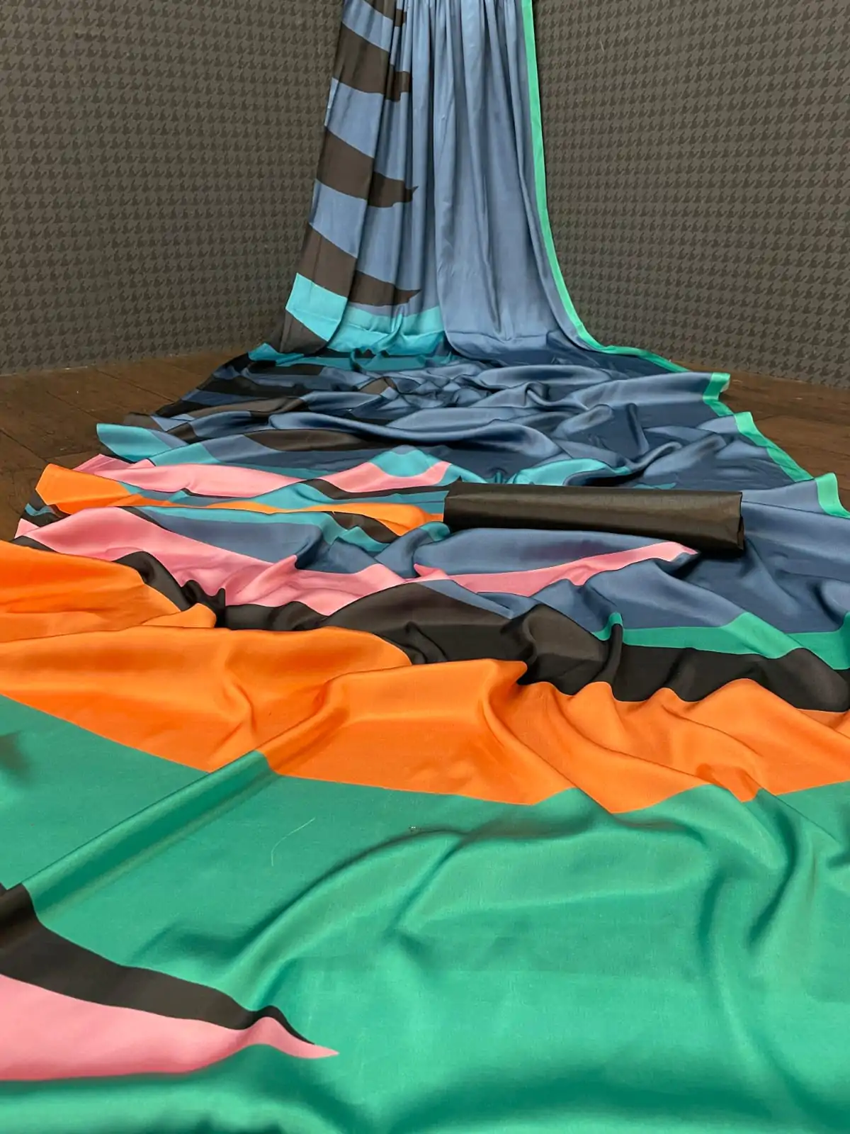 Veechis RUHI Blue Color Heavy Devsena Soft Silk Beautiful Digital Printed Saree Casual, Party Festive, Events. Expected Delivery 4-6 Working Days @1499 | Bollywood Sarees, Creative Sarees, Designer Sarees, Embroidered Sarees, Modern Digital sarees, Party Wear Sarees, Sarees