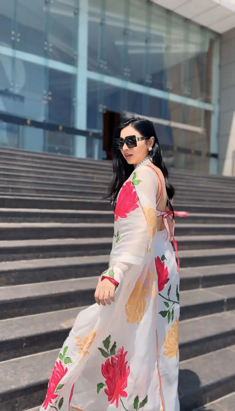  SC 264 White Color Pure Soft Georgette Silk Design All Over Saree , Party Wear, Events, Festivals Expected Delivery 4-6 Working Days 1599/- | Bollywood Sarees, Creative Sarees, Designer Sarees, Embroidered Sarees, Ethnic Saree, Modern Digital sarees, Party Wear Sarees, Sarees